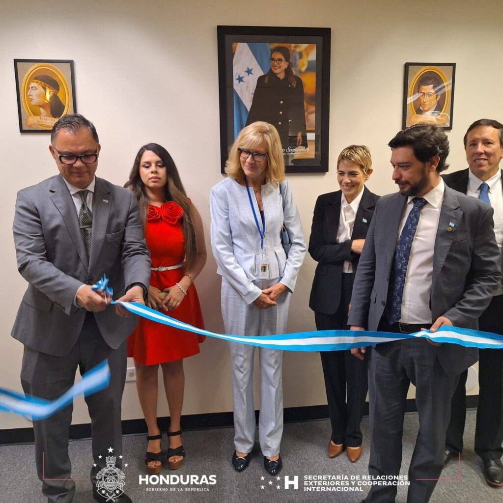 Gobierno de Honduras inaugura nuevo consulado en Aurora, Colorado Estados Unidos